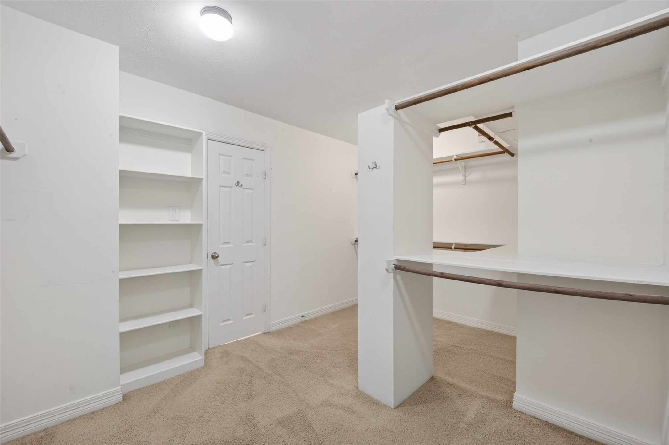 1807 Stacy Crest Houston, TX 77008 - Photo 27 of 35