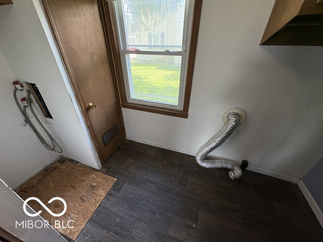 321 West Jay Street Dunkirk, IN 47336 - Photo 27 of 33