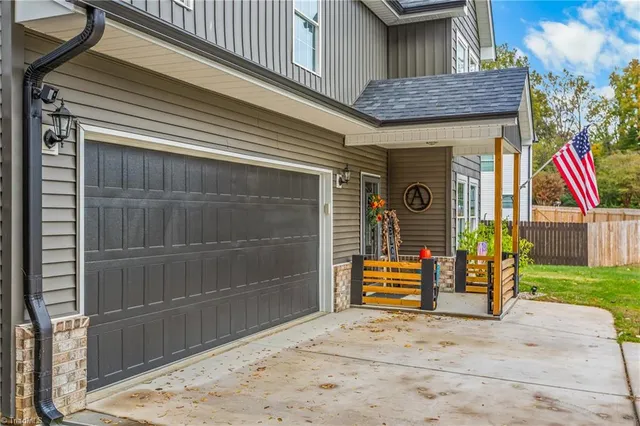 $449,900 | 2709 Farmbrook Road, Winston-Salem, NC 27103