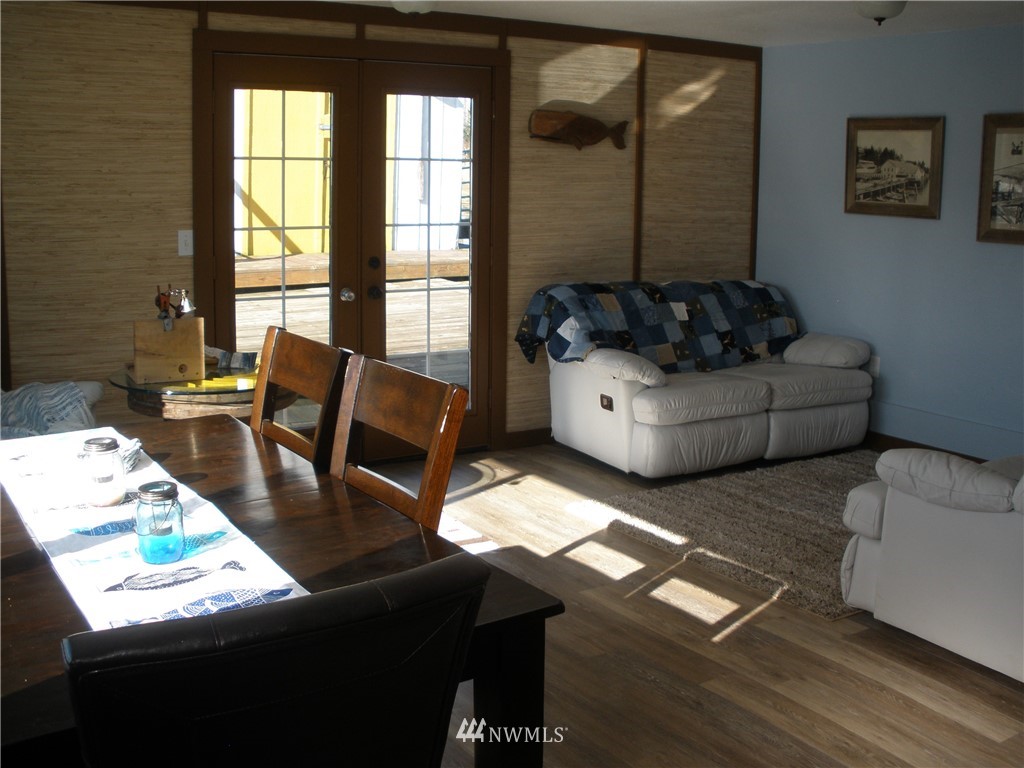 258 West Little Island Road Cathlamet, WA 98612 - Photo 12 of 23 Gallery Image 12