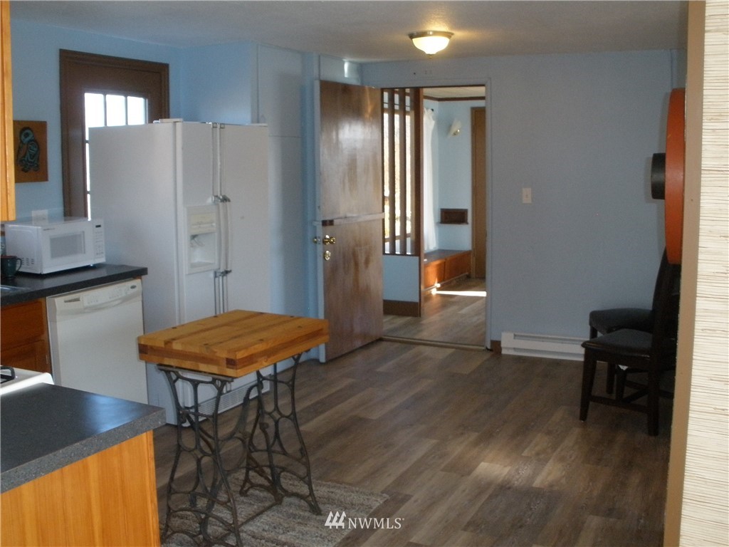 258 West Little Island Road Cathlamet, WA 98612 - Photo 17 of 23 Gallery Image 17