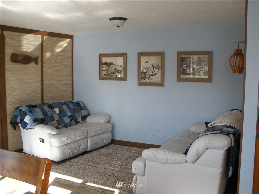 258 West Little Island Road Cathlamet, WA 98612 - Photo 18 of 23 Gallery Image 18