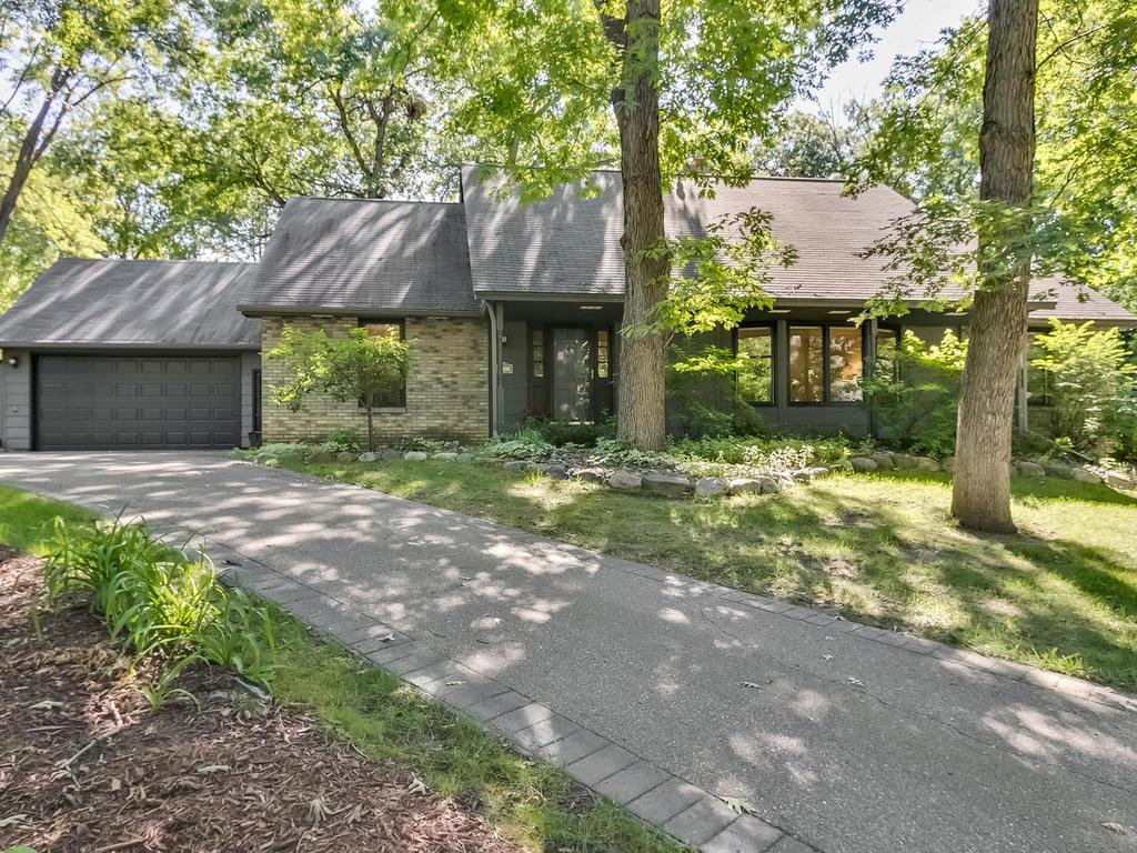 2623 Sylvan Road South Minnetonka, MN 55305 - Photo 1 of 32 Gallery Image 1