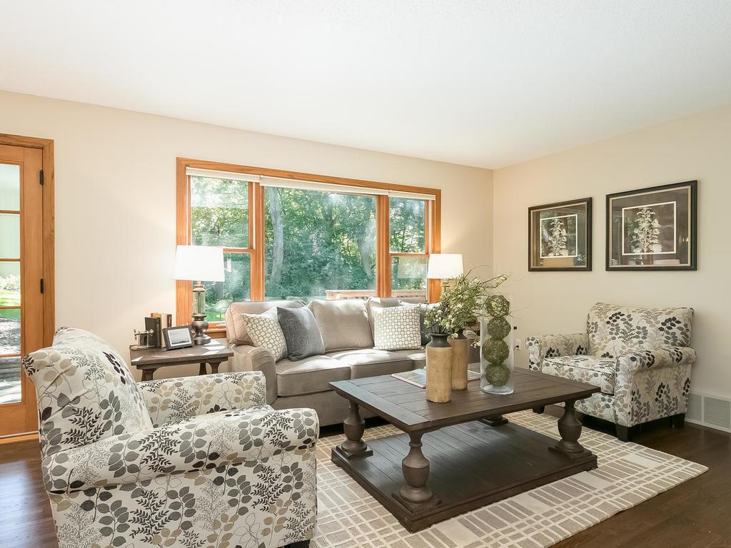 2623 Sylvan Road South Minnetonka, MN 55305 - Photo 11 of 32 Gallery Image 11