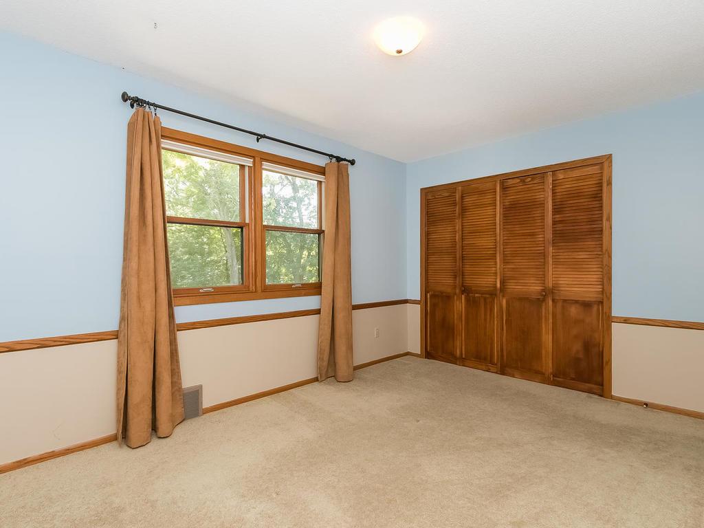 2623 Sylvan Road South Minnetonka, MN 55305 - Photo 16 of 32 Gallery Image 16