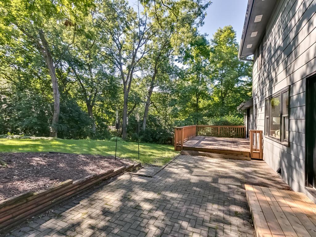 2623 Sylvan Road South Minnetonka, MN 55305 - Photo 4 of 32 Gallery Image 4