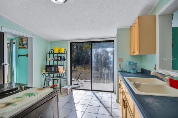 $400,000 | 425 Scooter Point, Geneva, FL 32732