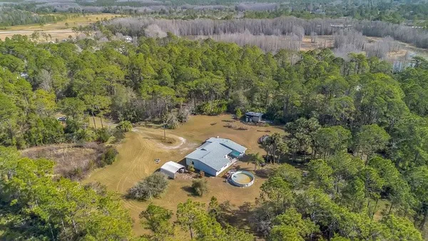 $400,000 | 425 Scooter Point, Geneva, FL 32732