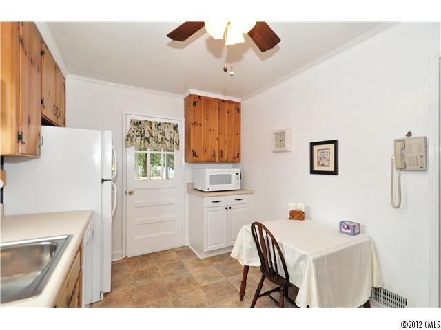 4426 Applegate Road Charlotte, NC 28209 - Photo 8 of 16
