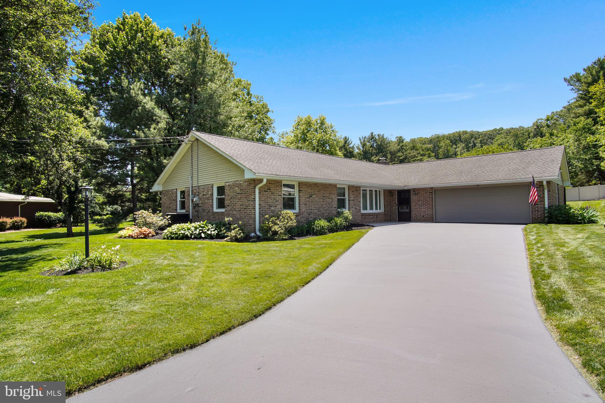 118 Sand Road Hershey, PA 17033 - Photo 3 of 48