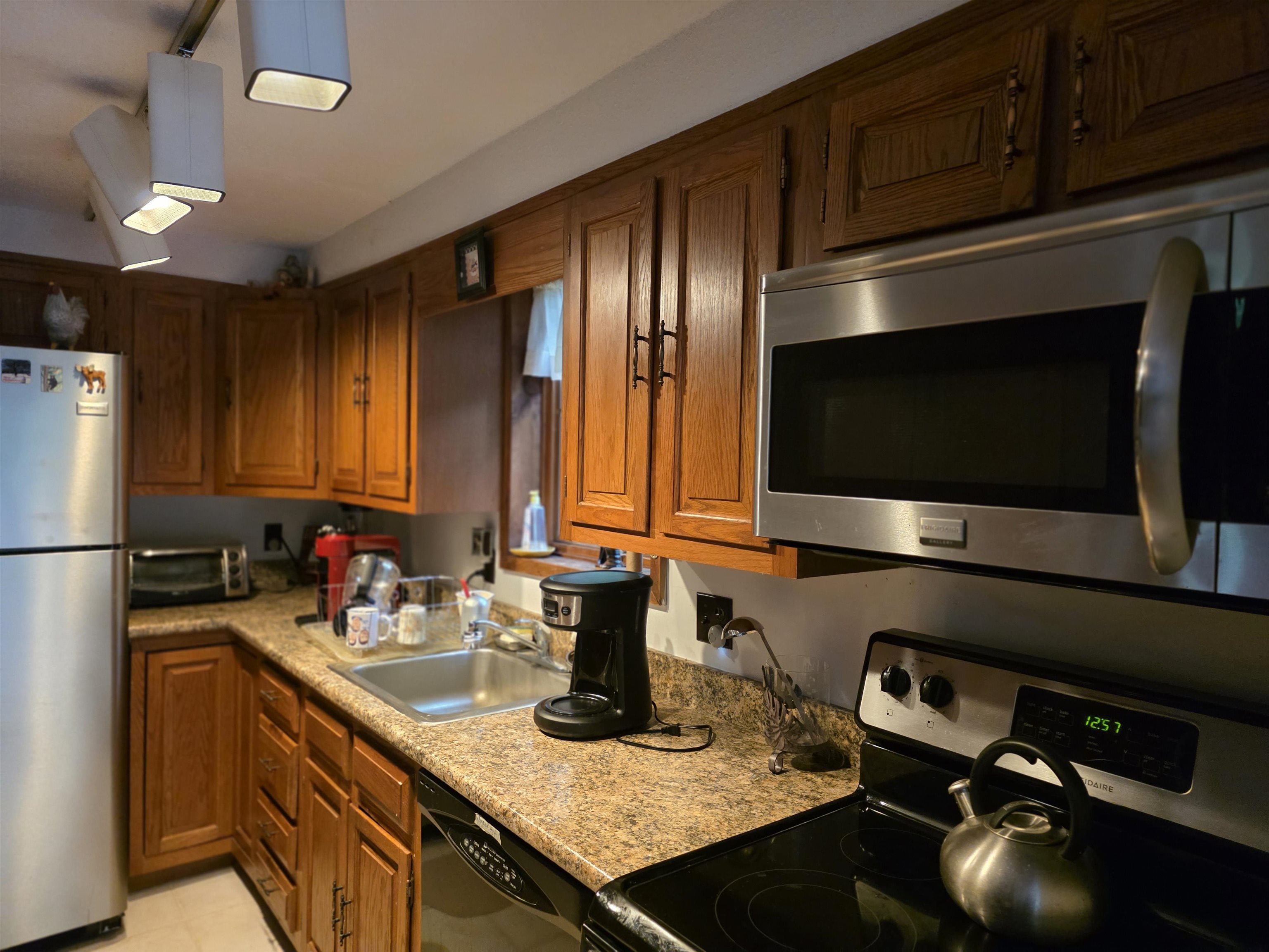 429 Perch Pond Road Campton, NH 03223 - Photo 15 of 28