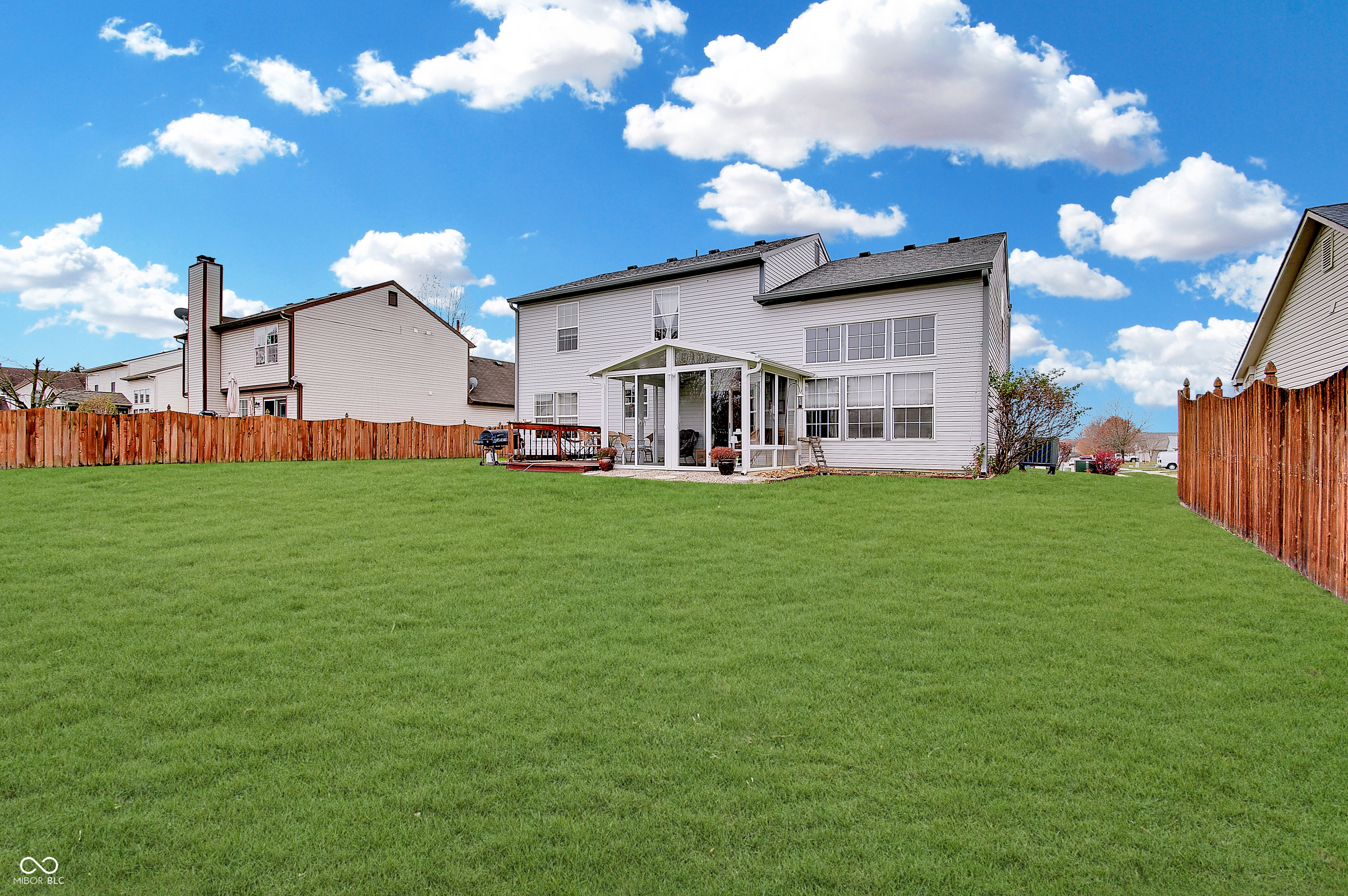 2109 Cross Willow Lane Indianapolis, IN 46239 - Photo 5 of 47