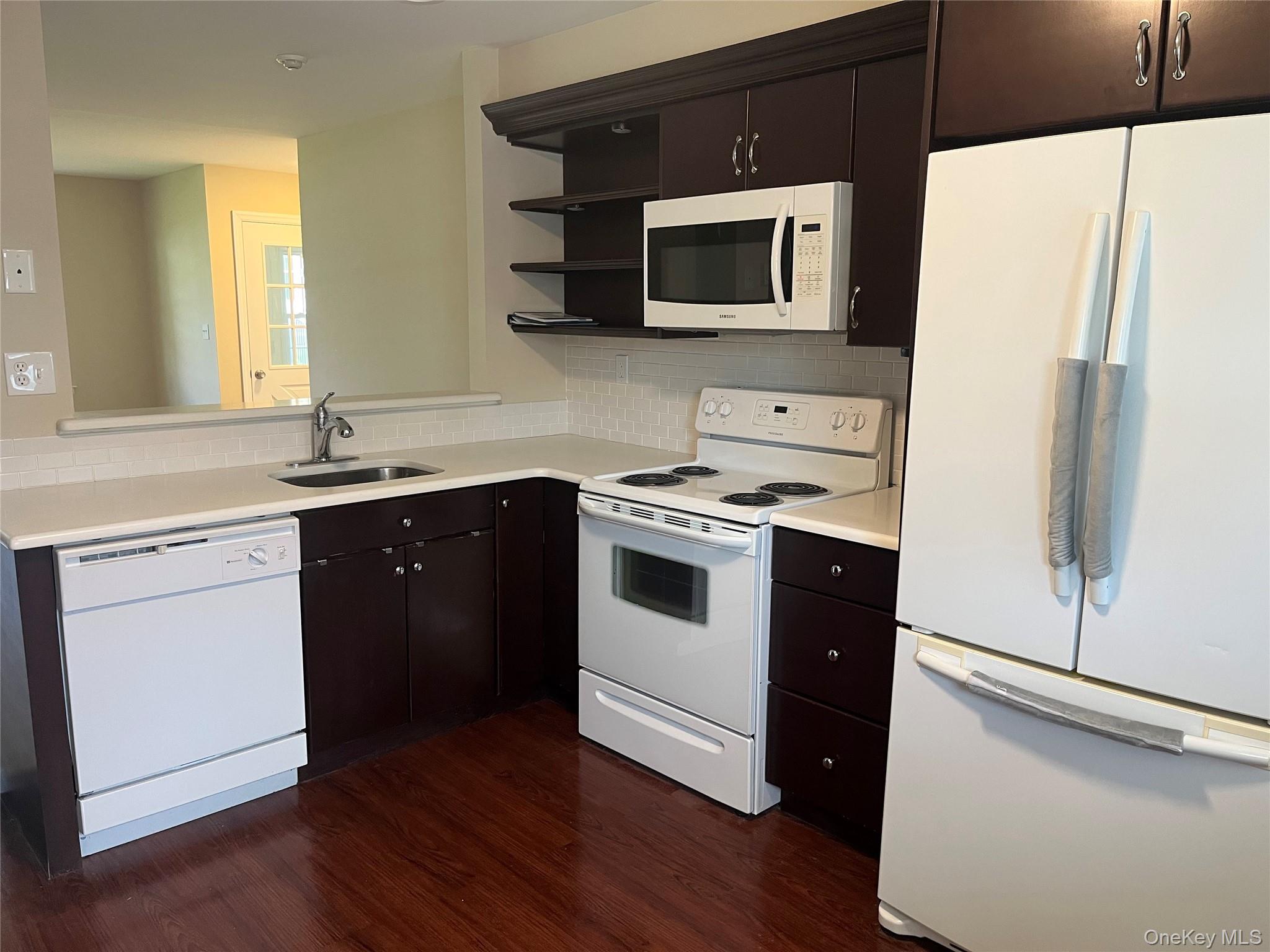 373 Woodbridge Drive, Unit B Ridge, NY 11961 - Photo 5 of 25