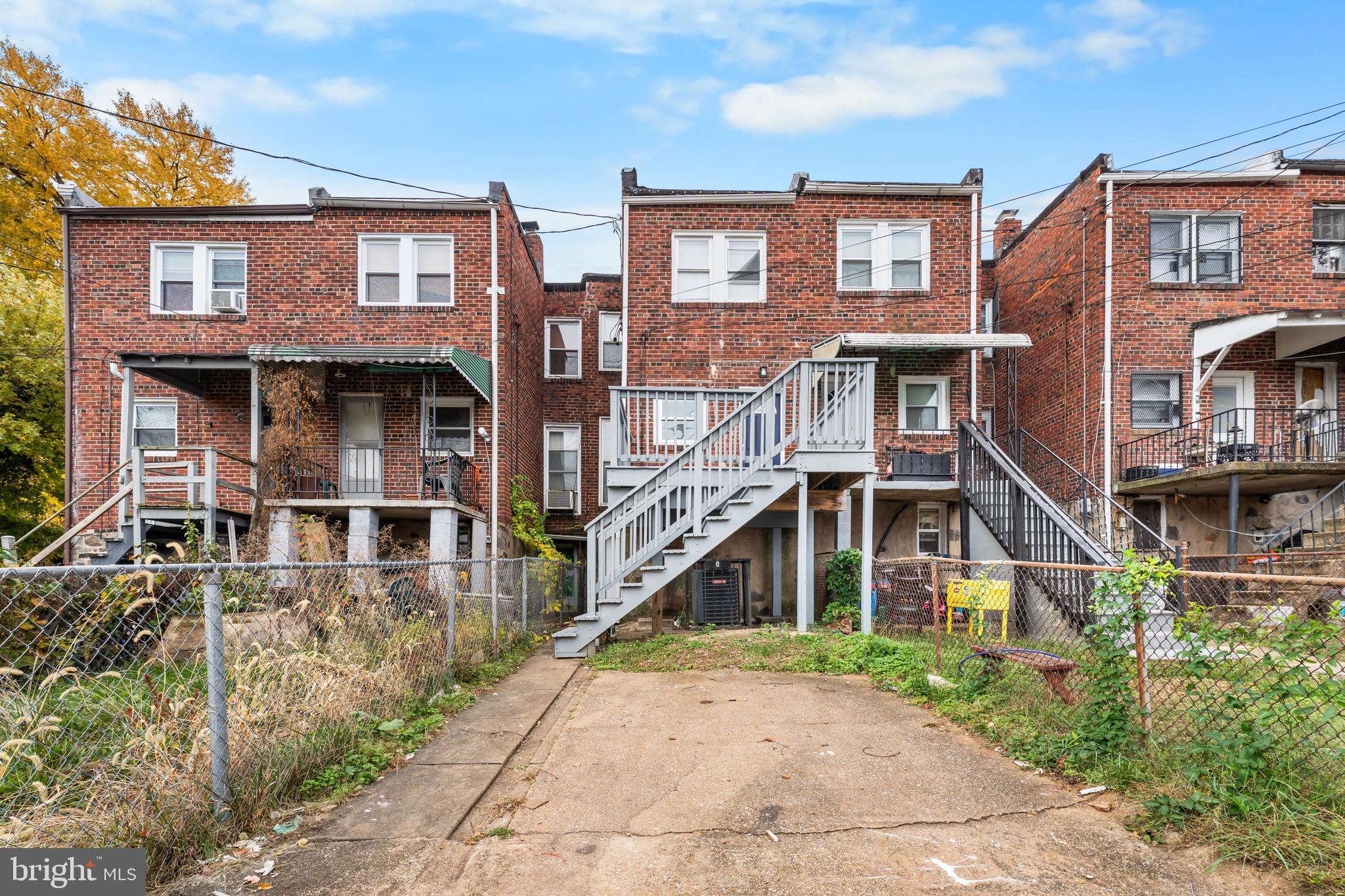 3904 Woodridge Road Baltimore, MD 21229 - Photo 17 of 17 a front view of a house