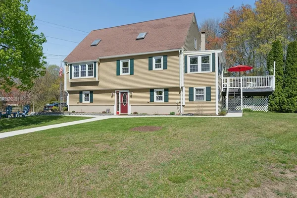 $549,900 | 25 Elm Court, Millbury, MA 01527