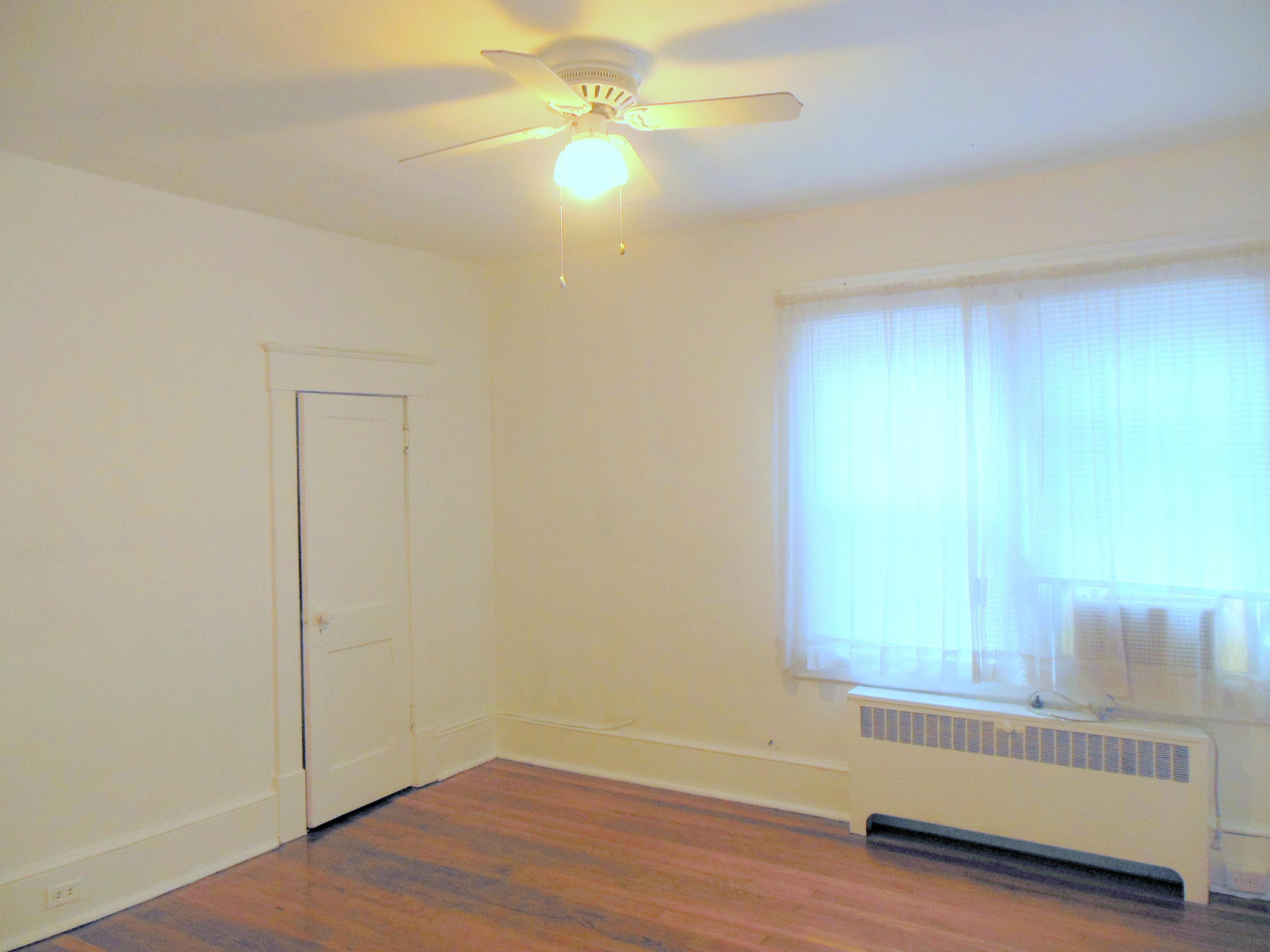 1209 Howbert Avenue Southwest Roanoke, VA 24015 - Photo 20 of 31 DSCN5844