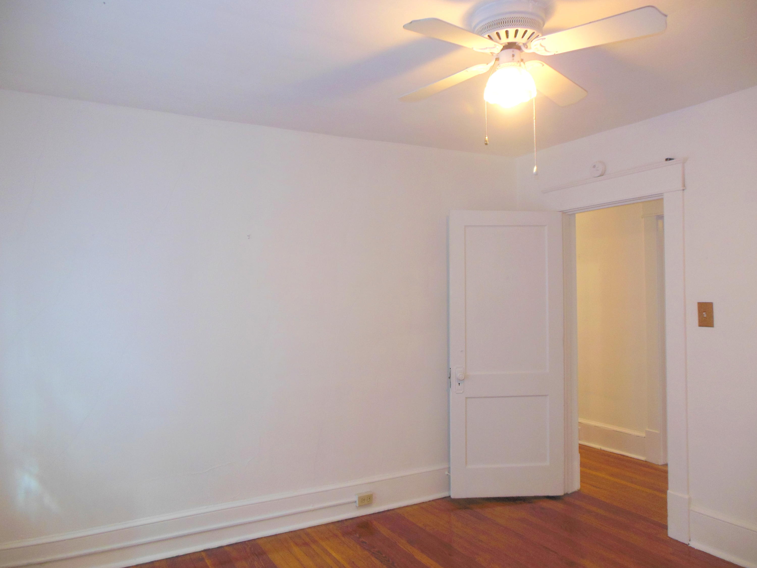 1209 Howbert Avenue Southwest Roanoke, VA 24015 - Photo 22 of 31 DSCN5846