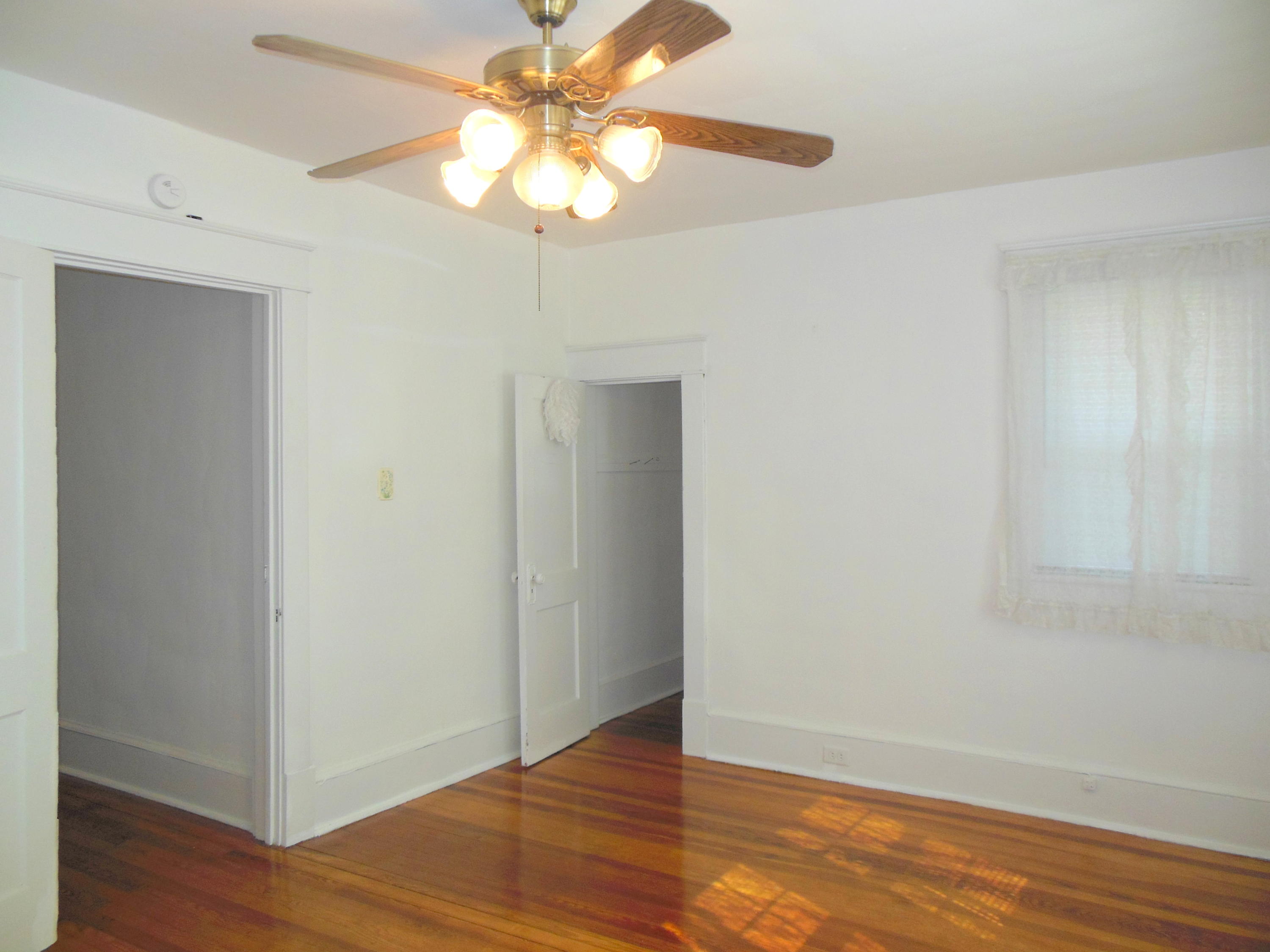 1209 Howbert Avenue Southwest Roanoke, VA 24015 - Photo 25 of 31 DSCN5850