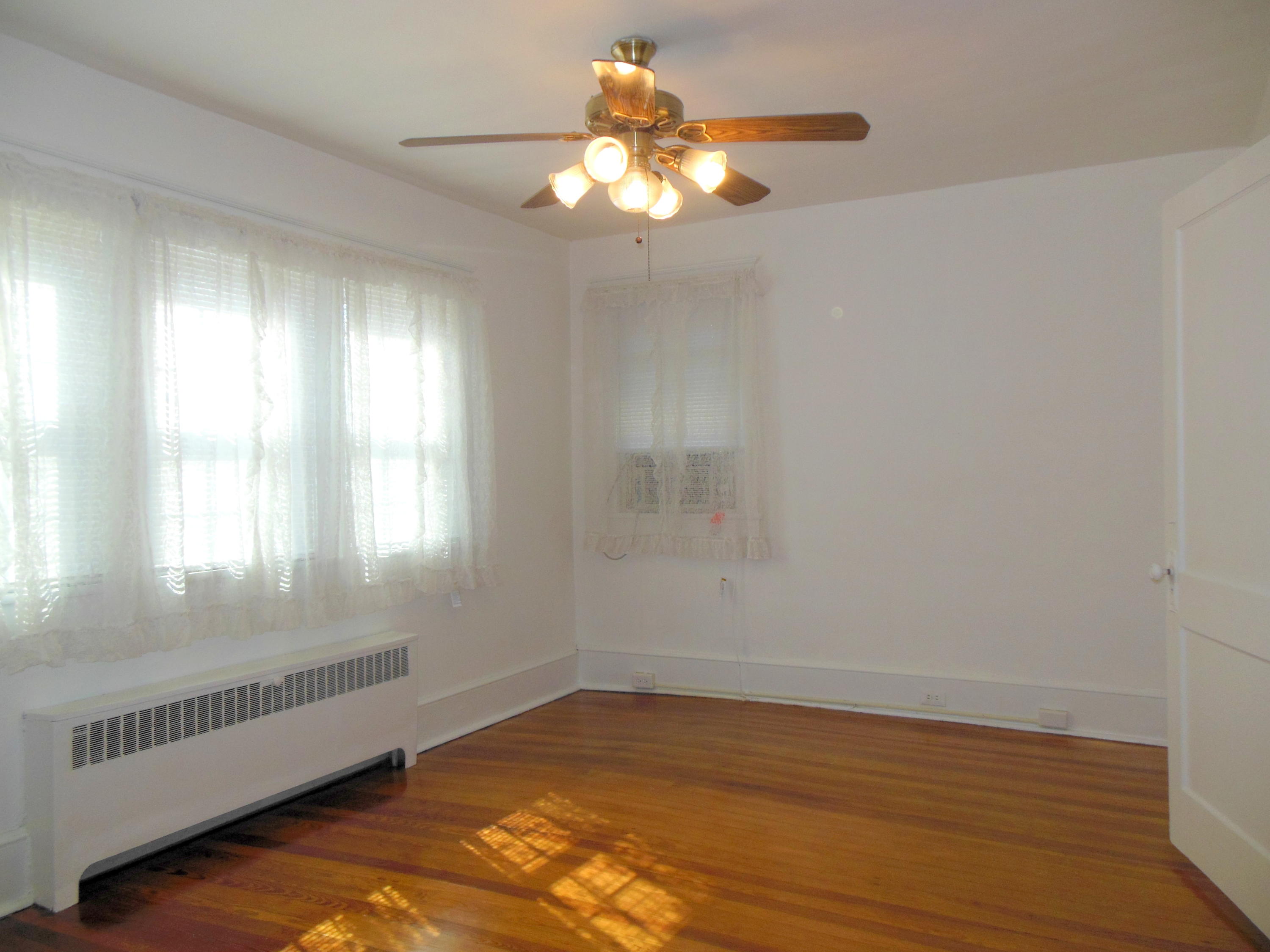 1209 Howbert Avenue Southwest Roanoke, VA 24015 - Photo 27 of 31 DSCN5849