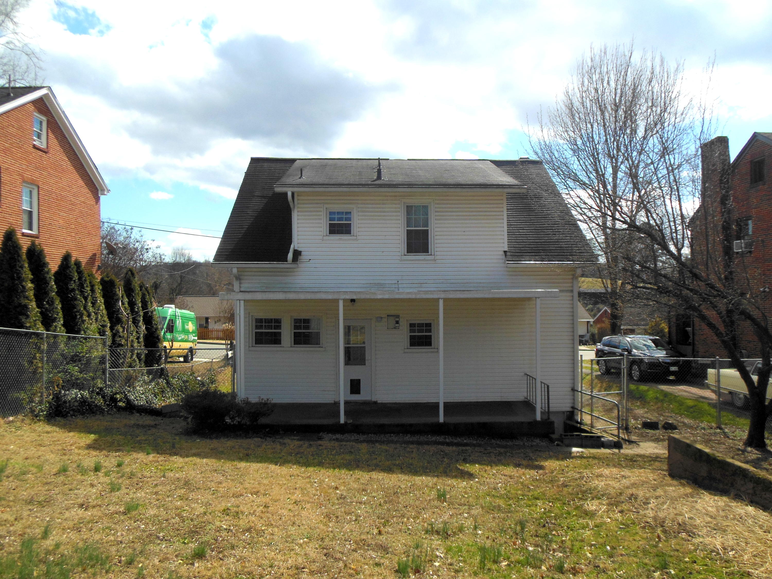 1209 Howbert Avenue Southwest Roanoke, VA 24015 - Photo 29 of 31 DSCN5814