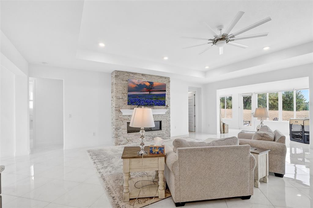 9513 Southwest 79th Loop Ocala, FL 34481 - Photo 5 of 27