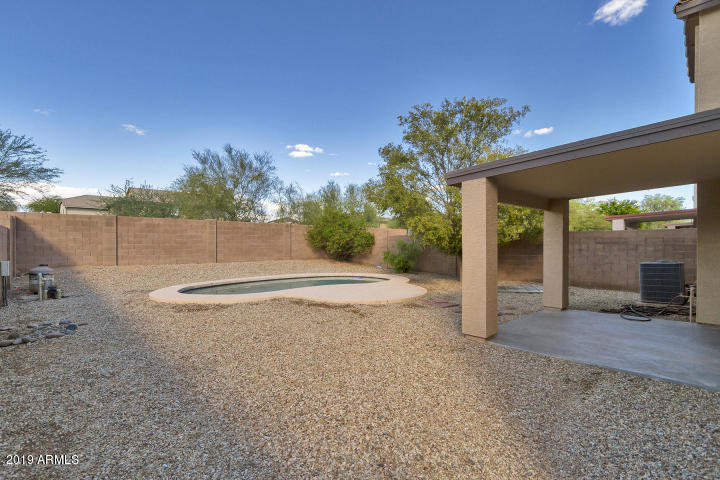 2534 West Red Fox Road Phoenix, AZ 85085 - Photo 5 of 24 Back yard and pool