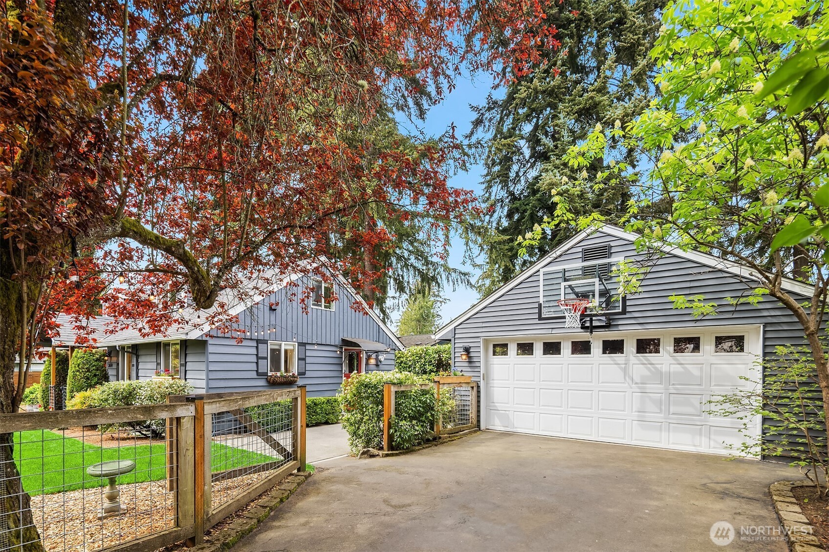 3604 Northeast 120th Street Seattle, WA 98125 - Photo 2 of 33
