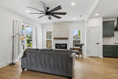 $929,999 | 328 Granbury Street, Franklin, TN 37064