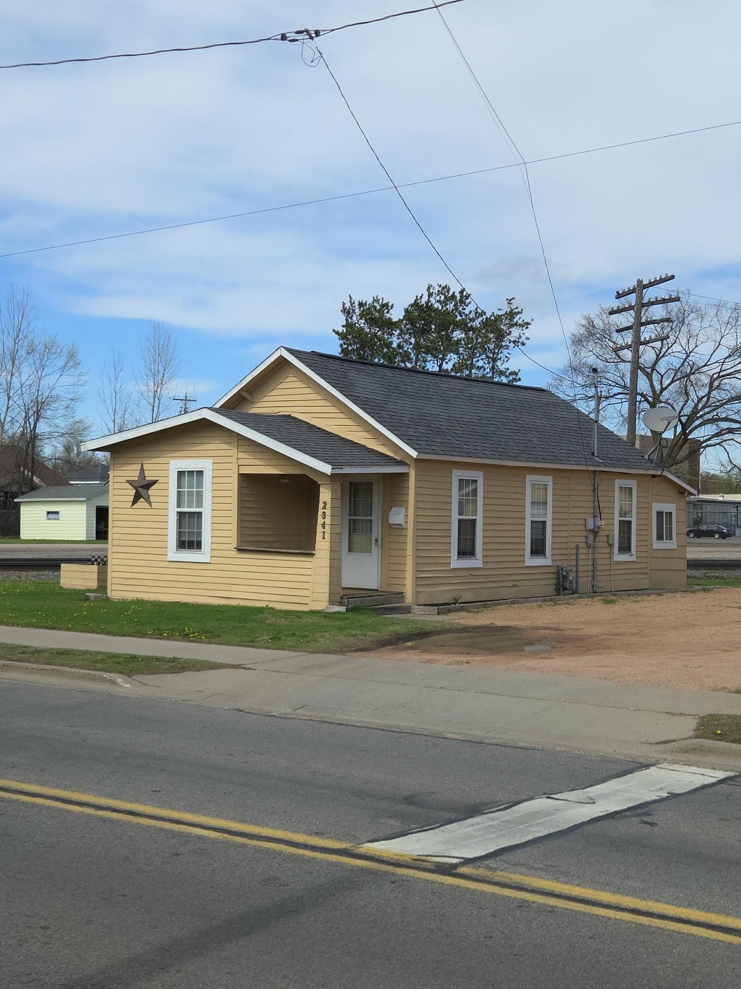 2341 Water Street Stevens Point, WI 54481 - Photo 1 of 8