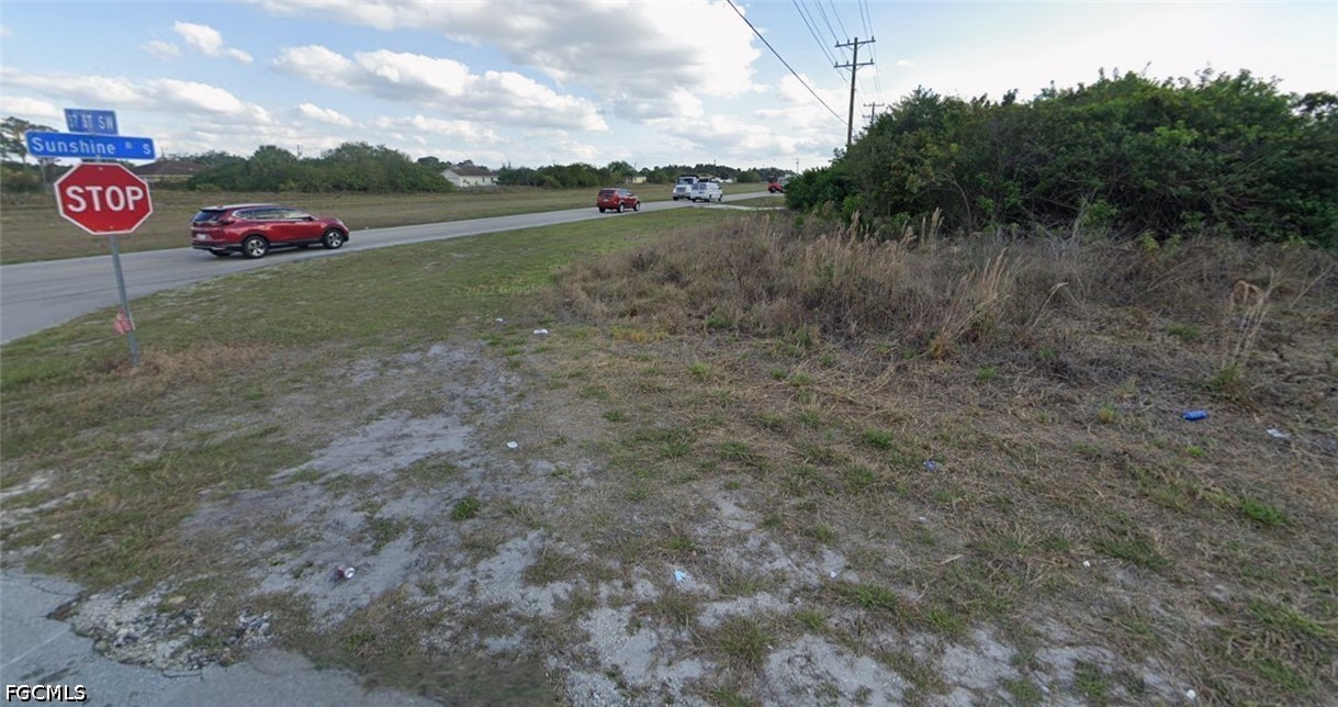 3101 37th Street Southwest Lehigh Acres, FL 33976 - Photo 2 of 3