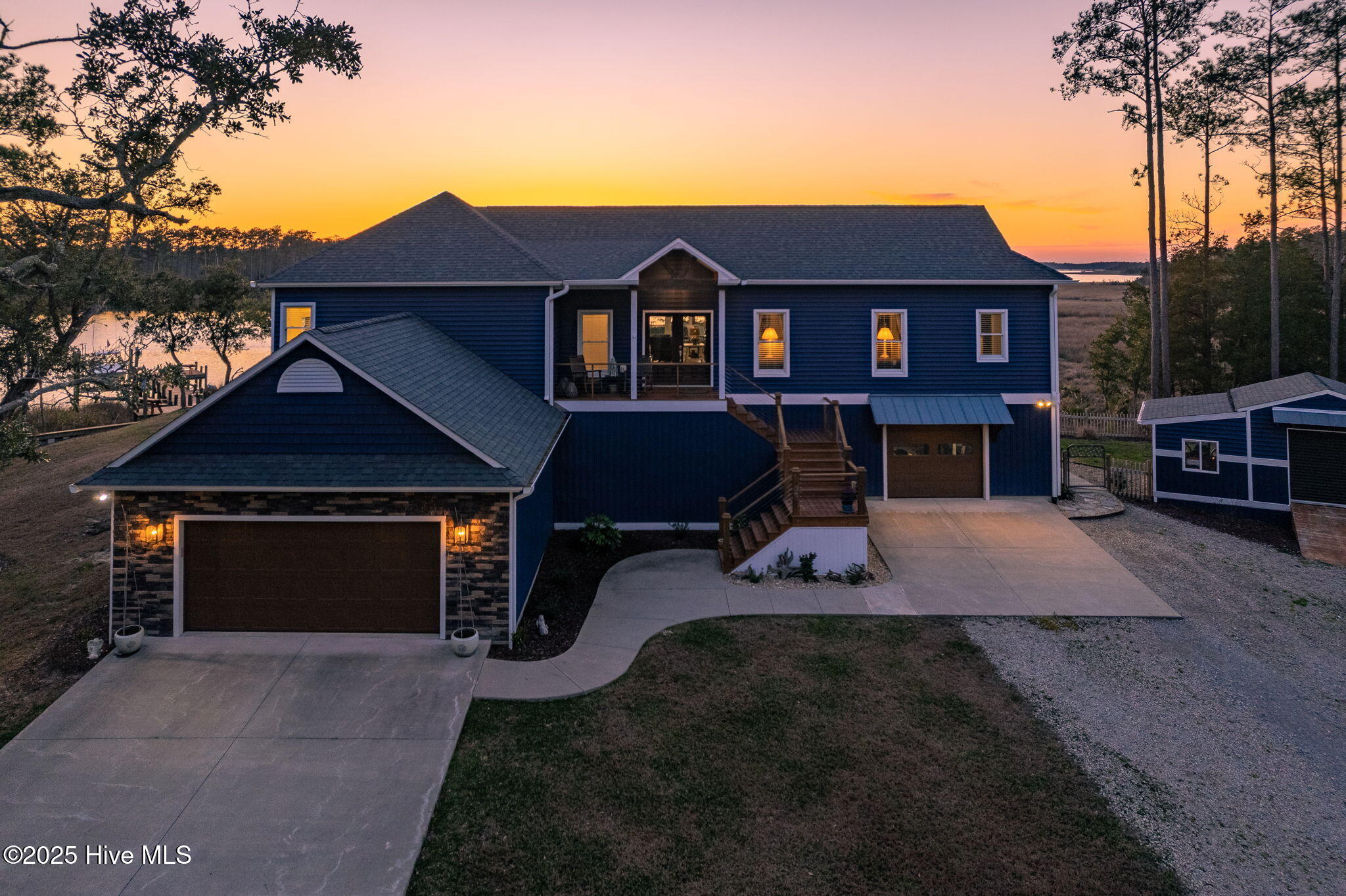 347 Osprey Point Road Beaufort, NC 28516 - Photo 2 of 81 Waterfront home w/ acreage in Beaufort