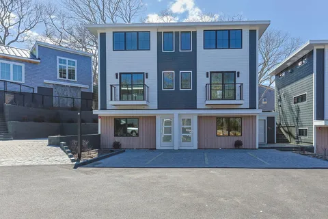 $950,000 | 50 Nelson Avenue, Unit 6, Provincetown, MA 02657
