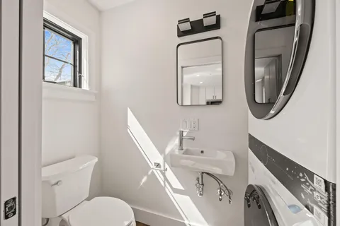 $939,000 | 50 Nelson Avenue, Unit 6, Provincetown, MA 02657