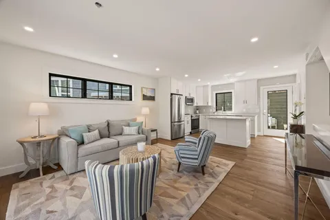 $939,000 | 50 Nelson Avenue, Unit 6, Provincetown, MA 02657