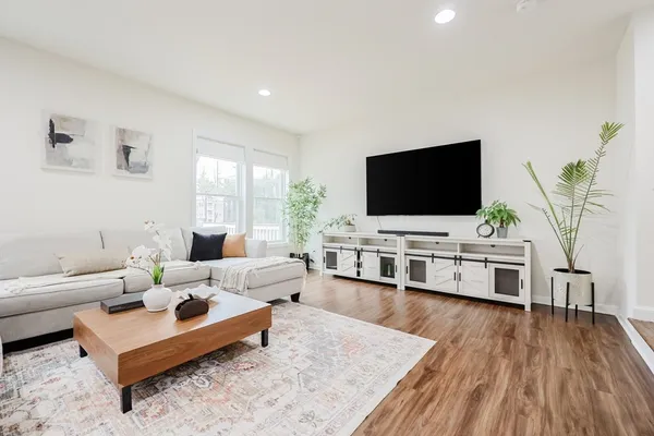 $1,390,000 | 6 Audrina Lane, Grafton, MA 01536