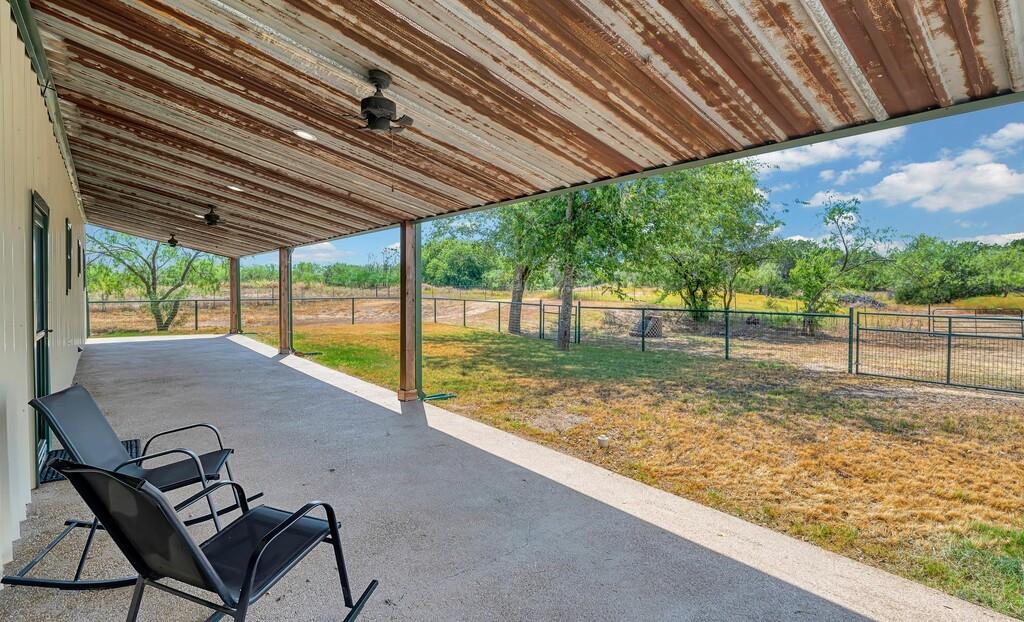 2207 Talbert Ranch Road China Spring, TX 76633 - Photo 25 of 39 Gallery Image 25