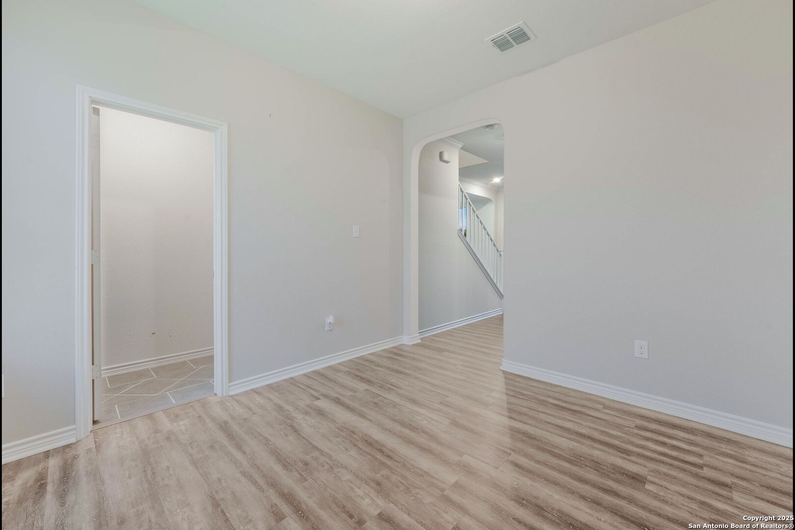 5245 Nature Path Schertz, TX 78124 - Photo 7 of 34