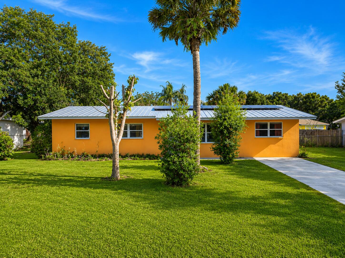 2805 Brantley Road Fort Pierce, FL 34981 - Photo 1 of 15 738e9774-9168-4021-8eaa-c4f4524c0c81