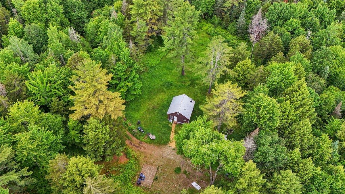 979 Corley Road Wolcott, VT 05680 - Photo 2 of 35