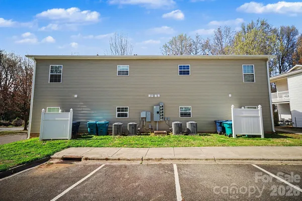 $224,900 | 21510 Aftonshire Drive, Cornelius, NC 28031