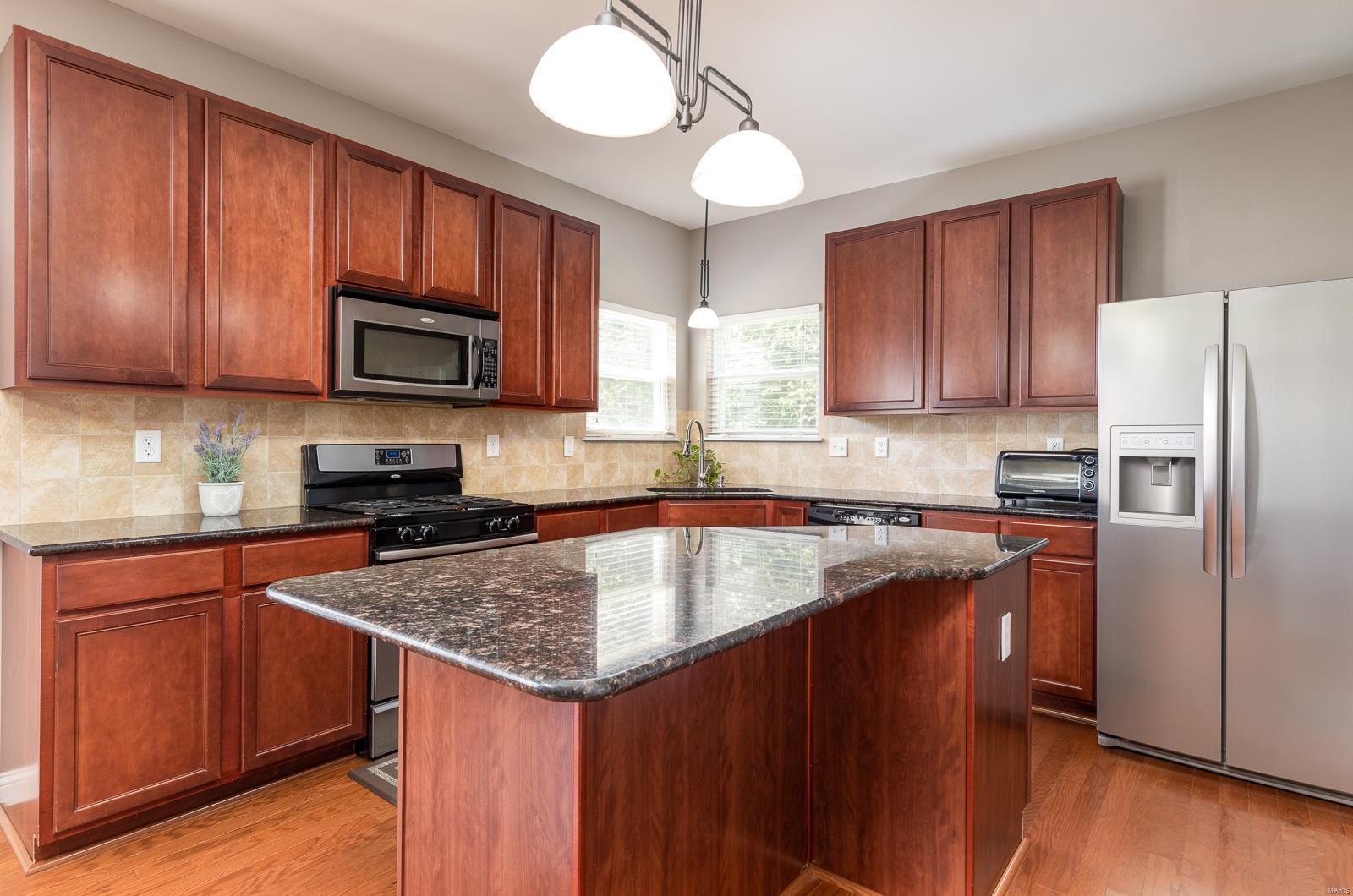 1092 Pierpoint Lane St. Charles, MO 63303 - Photo 13 of 36