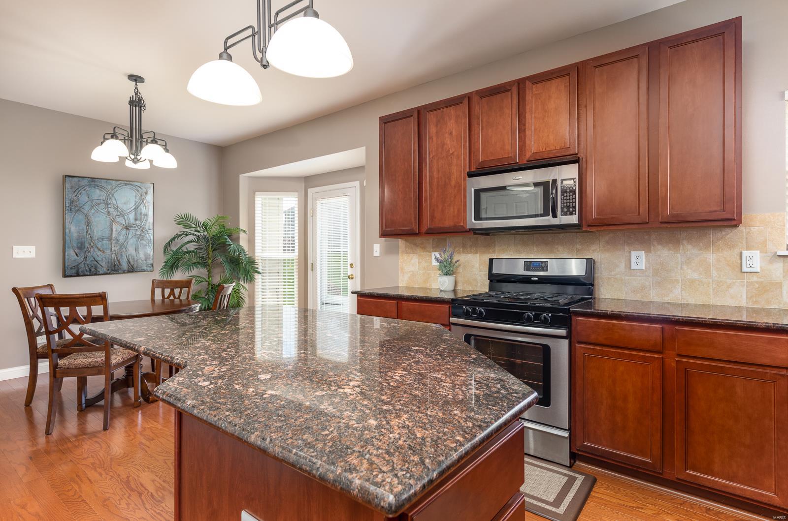 1092 Pierpoint Lane St. Charles, MO 63303 - Photo 14 of 36