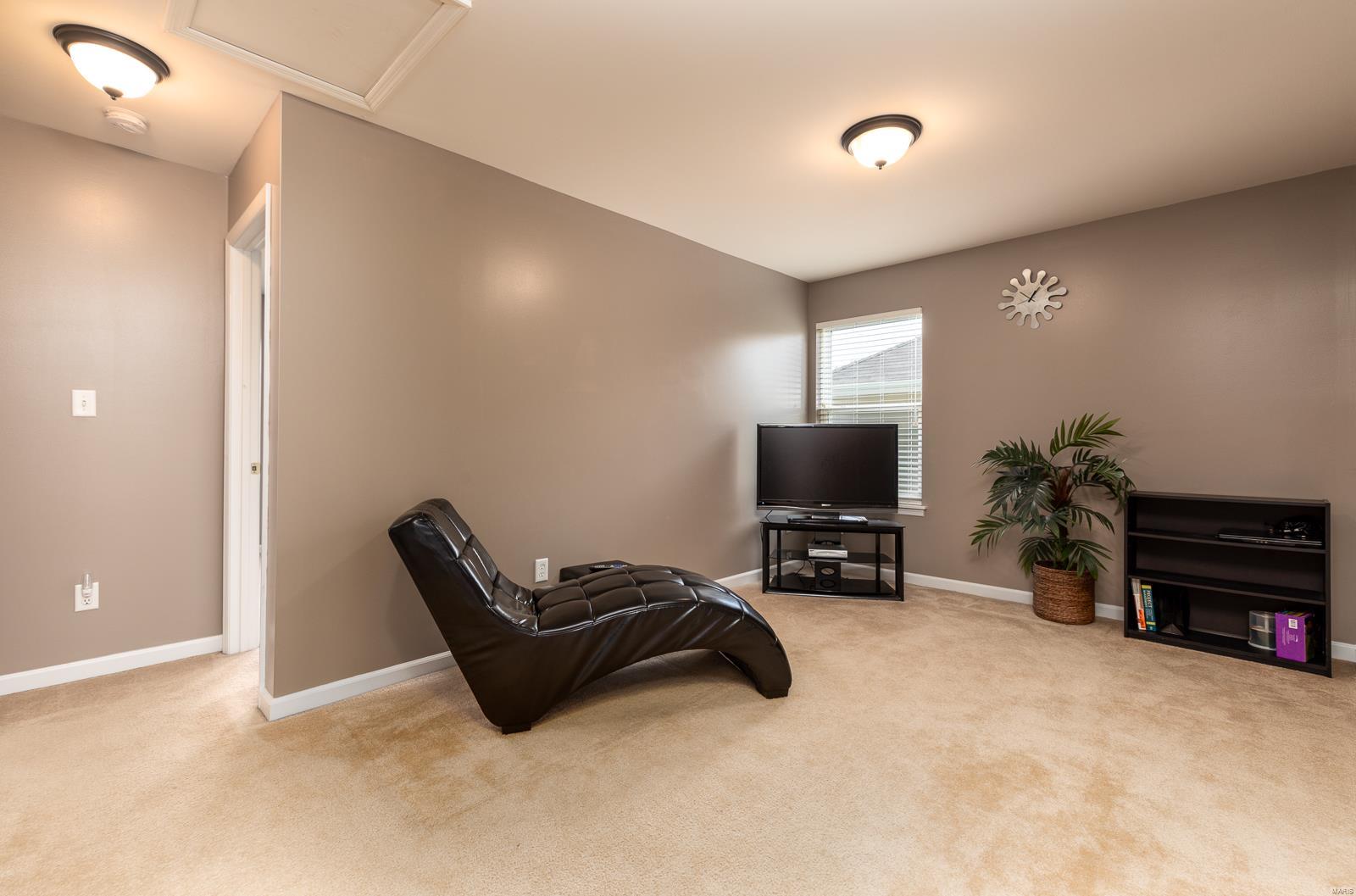 1092 Pierpoint Lane St. Charles, MO 63303 - Photo 17 of 36