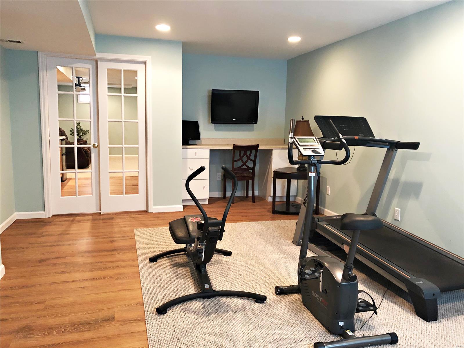 1092 Pierpoint Lane St. Charles, MO 63303 - Photo 31 of 36