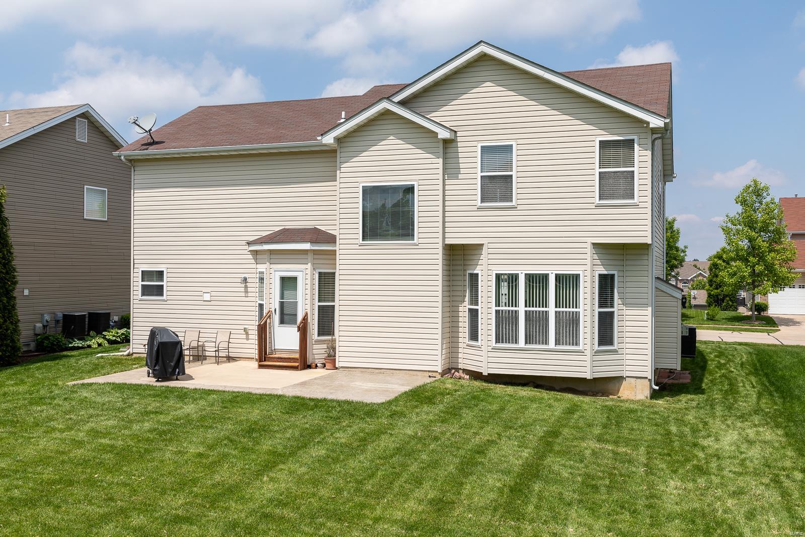 1092 Pierpoint Lane St. Charles, MO 63303 - Photo 34 of 36