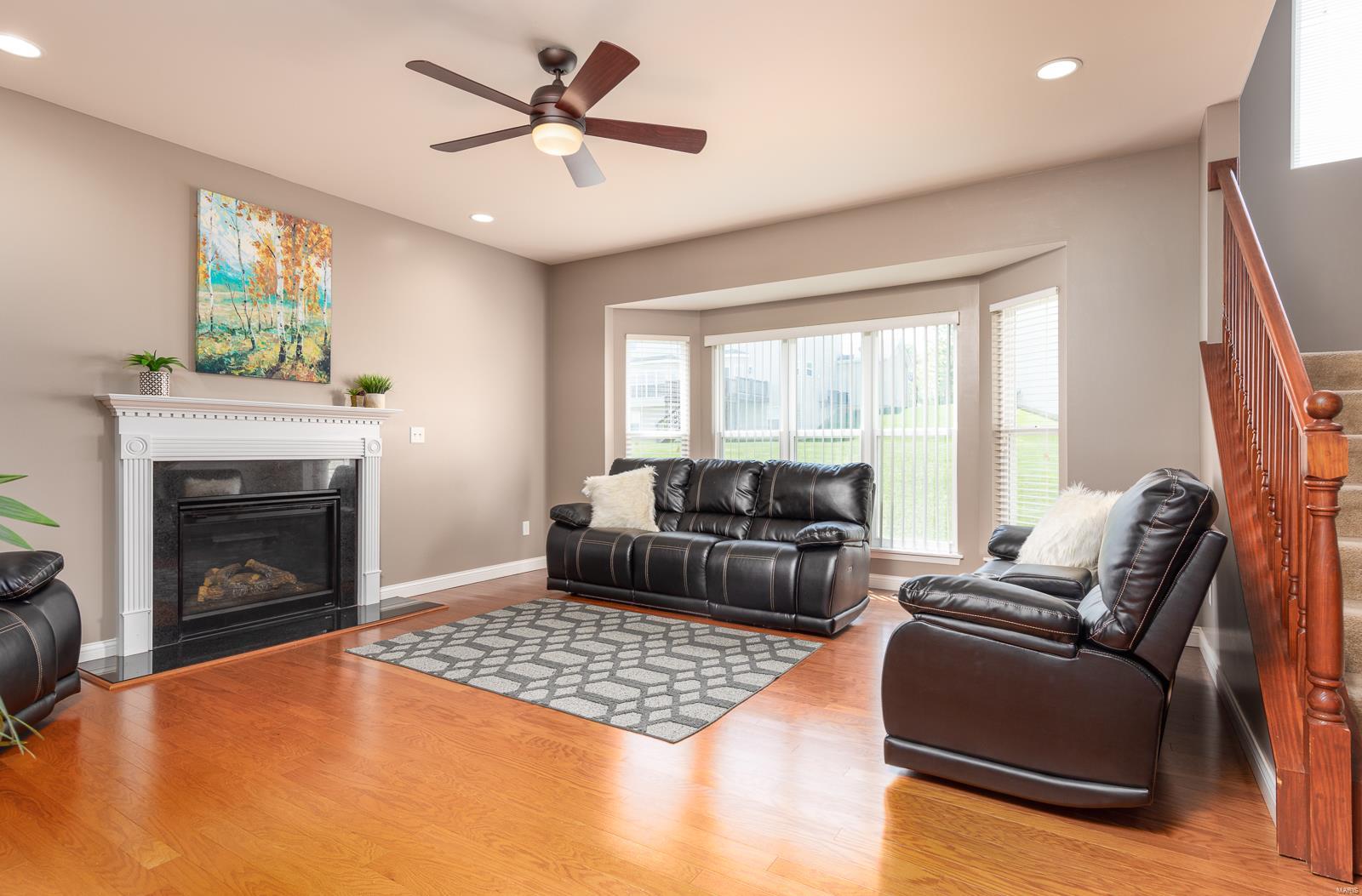 1092 Pierpoint Lane St. Charles, MO 63303 - Photo 8 of 36