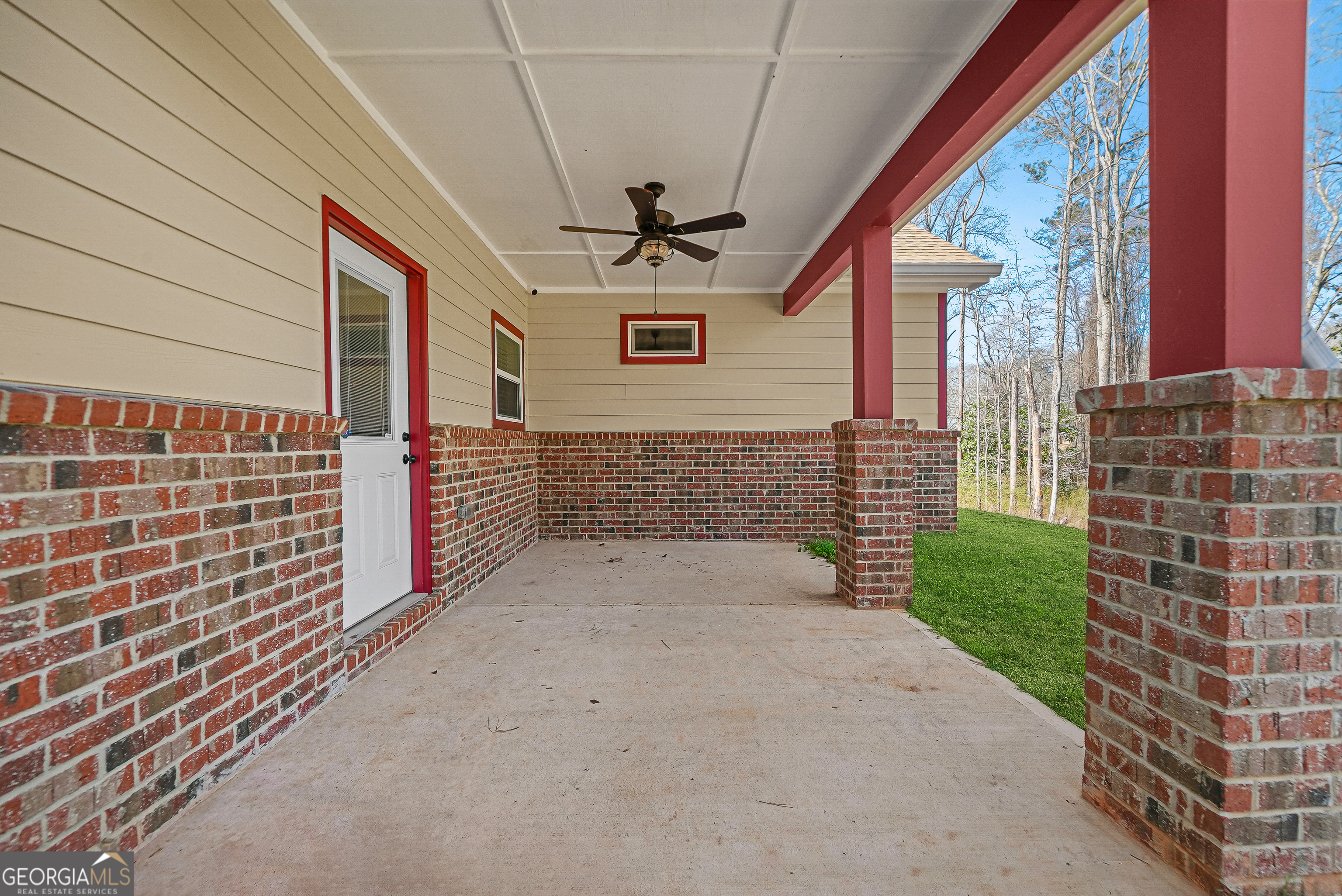 1663 Piedmont Road Griffin, GA 30224 - Photo 28 of 35 a view of entrance gate of a house