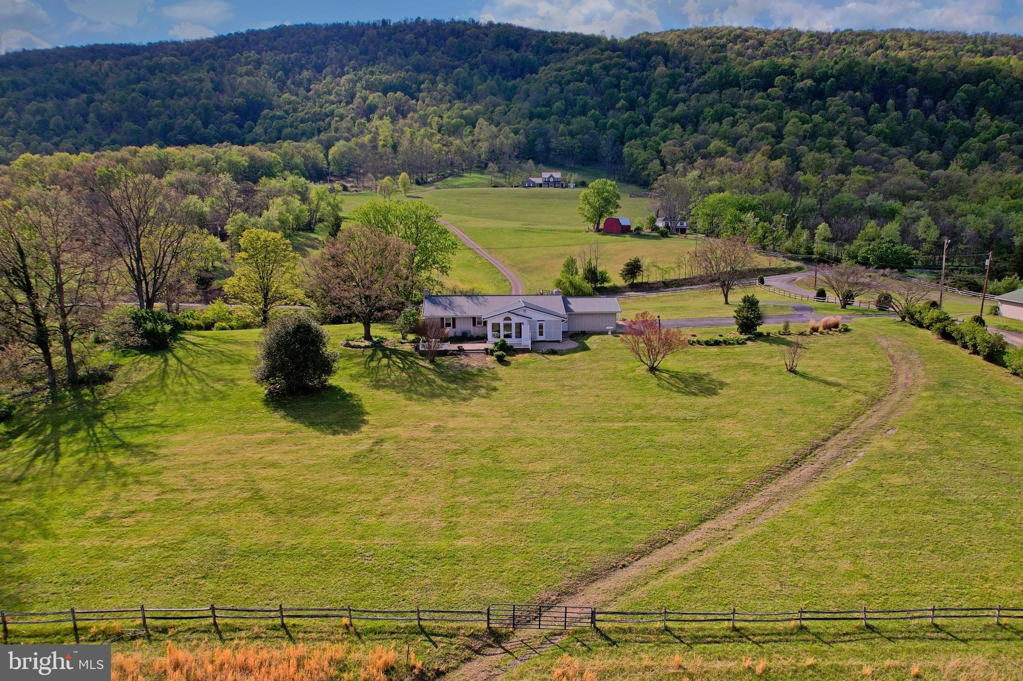 7977 Knobley Road Keyser, WV 26726 - Photo 11 of 44