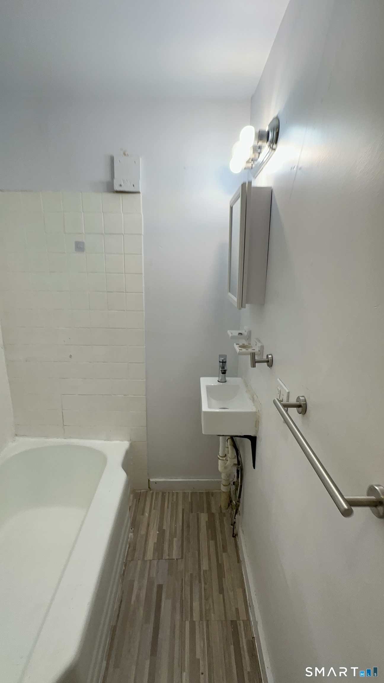14 Lester Street, Unit 2L Ansonia, CT 06401 - Photo 6 of 25
