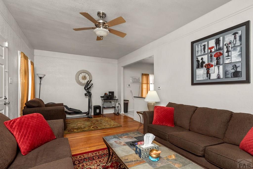 715 Van Buren Street Pueblo, CO 81004 - Photo 8 of 22